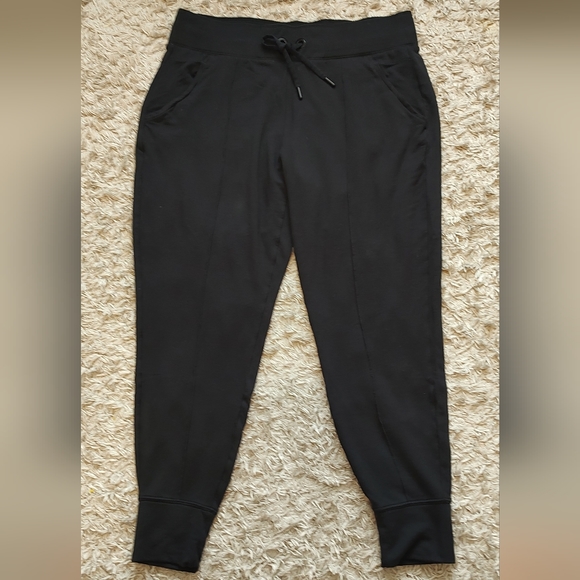 Athleta Pants - ATHLETA Jogger Size L